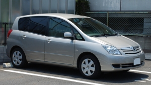 Toyota Corolla Spacio 1.8i фото