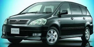 Toyota Ipsum 2.4i 16V: технические характеристики, фото, отзывы