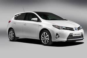 Toyota Auris 1.3i: технические характеристики, фото, отзывы