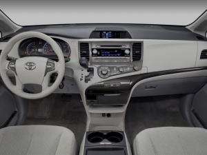 Toyota Sienna: технические характеристики, фото, отзывы