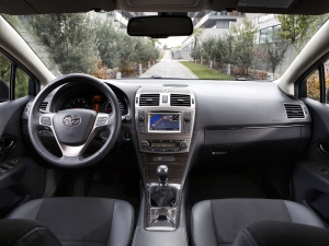 Toyota Avensis: технические характеристики, фото, отзывы